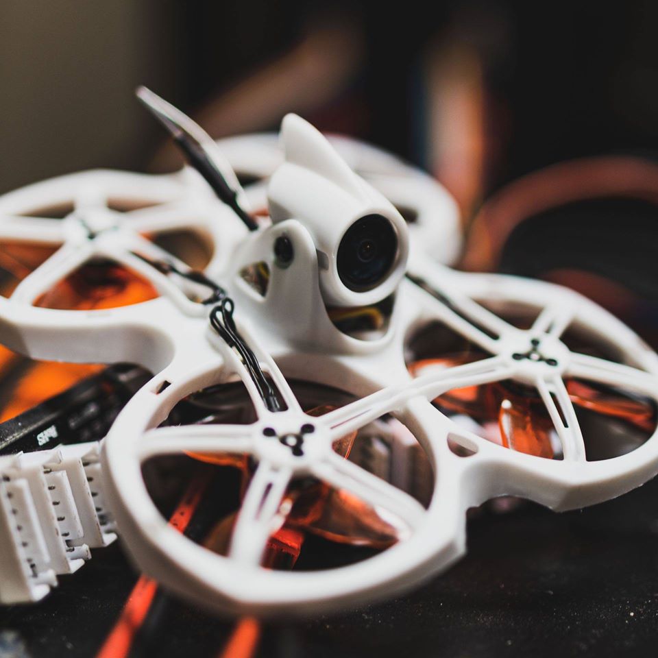 Emax Tinyhawk II 2 RTF FPV Rac - огляд і ціна Drone Racing Charger